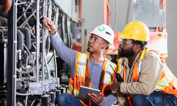 Best Local Electrician Companies  in St Ignace, MI